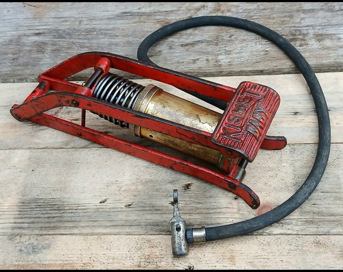Vintage kismet baby - kismet, pump