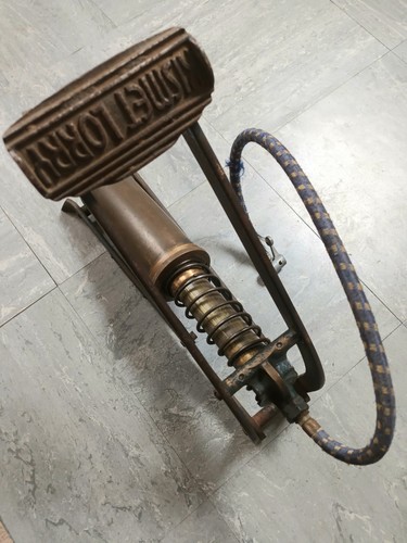 Vintage kismet lorry foot - lorry,
